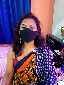 Snapshot of Lena_mahiyaa chatting on 06/11/26, 02:11 Lena mahiyaa online show from 06/11/26, 02:11