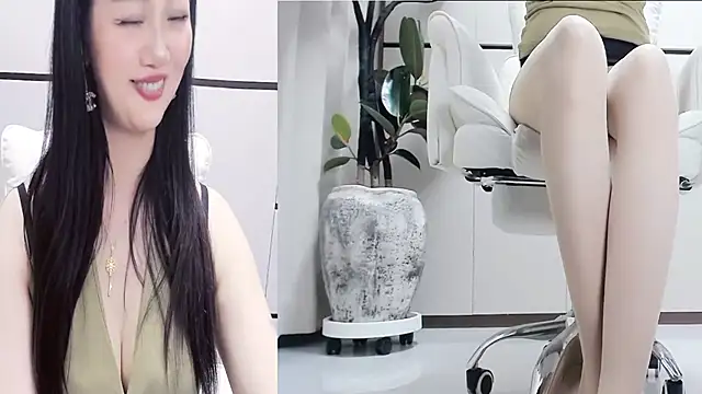Latte-01 online show from 07/28/26, 02:13