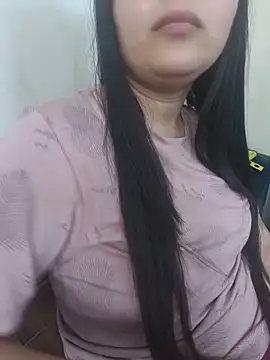 Snapshot of neelam_rawat chatting on 05/21/26, 10:11 neelam rawat online show from 05/21/26, 10:11
