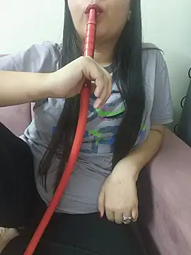 Snapshot of neelam_rawat chatting on 06/05/26, 07:52 neelam rawat online show from 06/05/26, 07:52