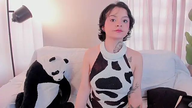  EmilyRouge  online show from 07/14/26, 08:58