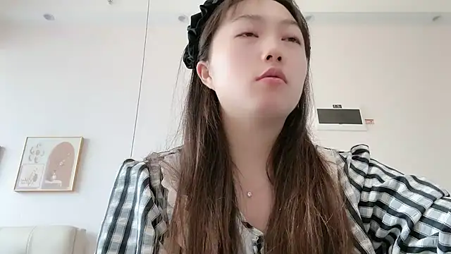 shuangshuang3 online show from 07/04/26, 04:51