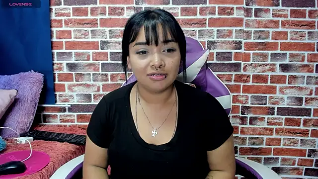 Snapshot of SofiiaCutee chatting on 05/13/26, 02:31 SofiiaCutee online show from 05/13/26, 02:31