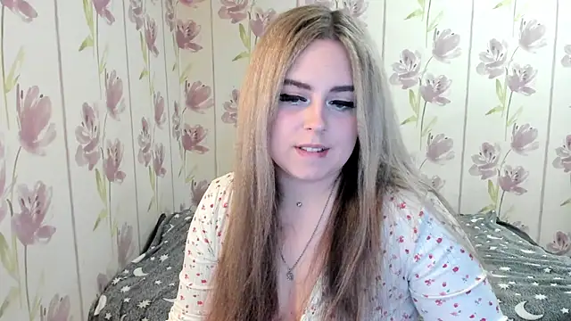 Snapshot of Agathameoww chatting on 05/23/26, 10:03 Agathameoww online show from 05/23/26, 10:03