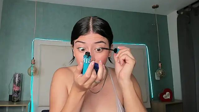 mia gomez7 online show from 06/13/26, 01:53