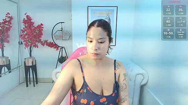 Snapshot of Natalia_cartier chatting on 06/11/26, 02:53 Natalia cartier online show from 06/11/26, 02:53