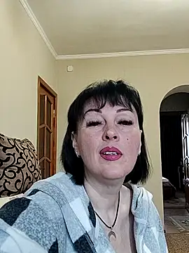 Snapshot of HelgaDennis chatting on 04/20/26, 04:15 HelgaDennis online show from 04/20/26, 04:15