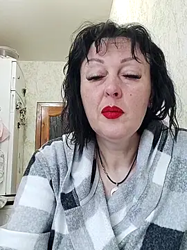 Snapshot of HelgaDennis chatting on 05/15/26, 04:52 HelgaDennis online show from 05/15/26, 04:52