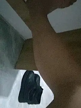ninicawax online show from 04/13/26, 03:39