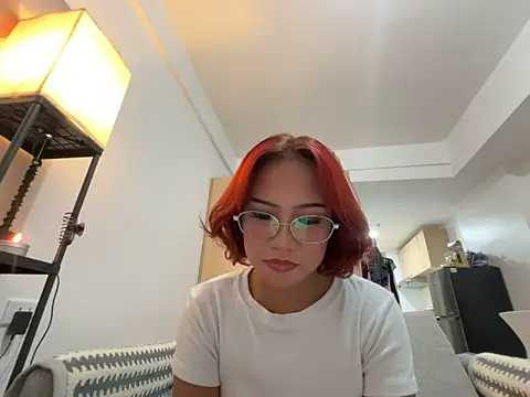 Snapshot of misscutee chatting on 06/12/26, 02:27 misscutee online show from 06/12/26, 02:27