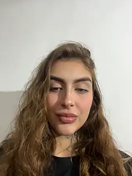 Snapshot of miiabellovic chatting on 06/10/26, 10:08 miiabellovic online show from 06/10/26, 10:08