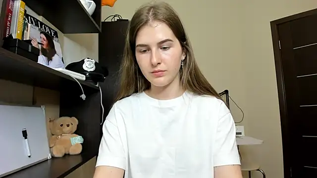 OhMyAlice online show from 06/12/26, 06:07