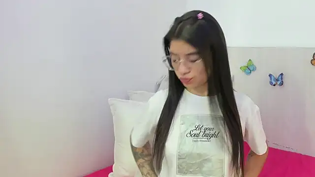 LindaCatalina  online show from 07/18/26, 12:53