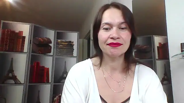 Snapshot of Selena_Moo chatting on 05/25/26, 09:15 Selena Moo online show from 05/25/26, 09:15