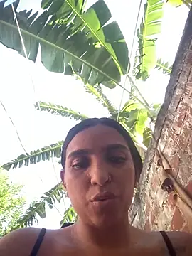 Snapshot of Blowjob-Queen_ chatting on 04/18/26, 07:29 Blowjob-Queen online show from 04/18/26, 07:29