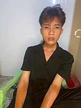 Nguyencuong1999 online show from 05/24/26, 01:16