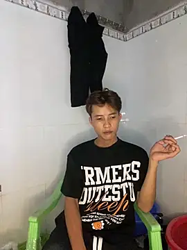 Nguyencuong1999 online show from 05/30/26, 08:55