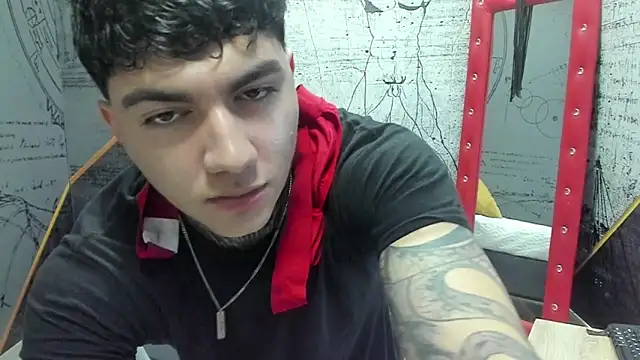 Snapshot of Gury_tattoo chatting on 04/20/26, 05:37 Gury tattoo online show from 04/20/26, 05:37