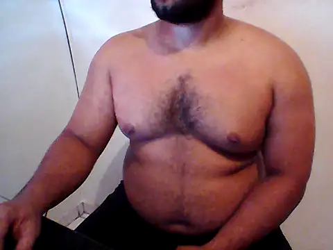 Derick 013 online show from 05/17/26, 12:30