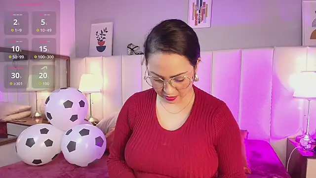 AlanaWesst online show from 06/25/26, 06:23