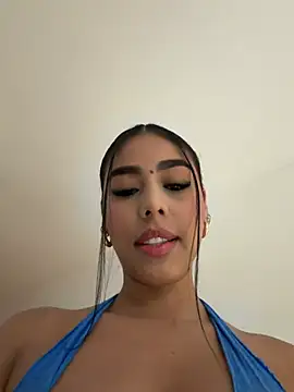 Rossie Blooms online show from 06/20/26, 08:33