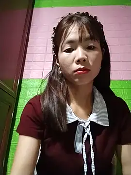 Snapshot of AmyLinee01 chatting on 05/29/26, 05:05 AmyLinee01 online show from 05/29/26, 05:05