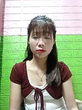 AmyLinee01 online show from 07/05/26, 07:59