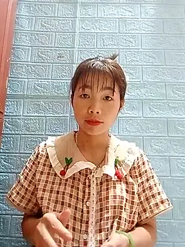 AmyLinee01 online show from 07/17/26, 11:39