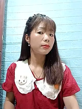 AmyLinee01 online show from 07/19/26, 05:27