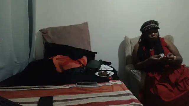 Lucia-boobs online show from 06/17/26, 03:35