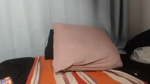Lucia-boobs online show from 07/19/26, 05:49