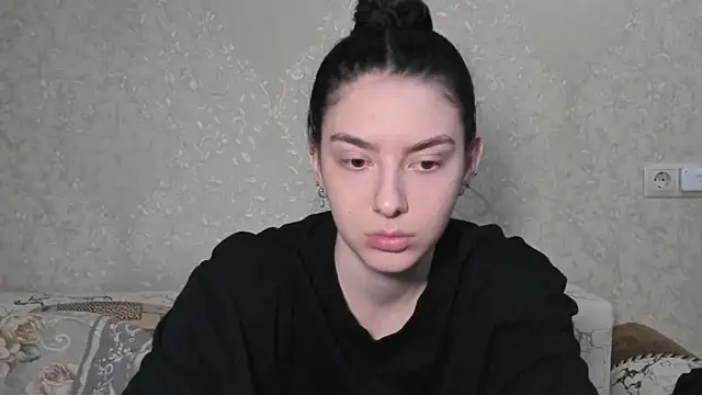 Snapshot of muuur_love231 chatting on 04/19/26, 05:34 muuur love231 online show from 04/19/26, 05:34