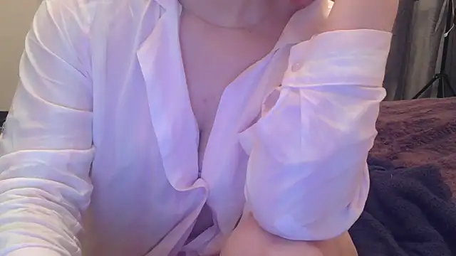 Snapshot of mery_lou20252 chatting on 04/10/26, 07:07 mery lou20252 online show from 04/10/26, 07:07