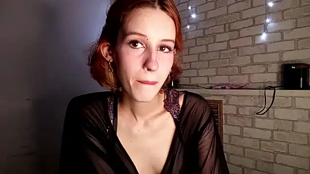 Snapshot of SirenFrost chatting on 06/13/26, 03:21 SirenFrost online show from 06/13/26, 03:21