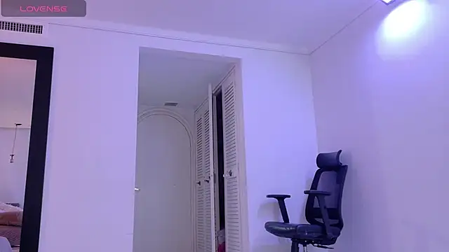 Sasha Sin online show from 07/14/26, 11:49