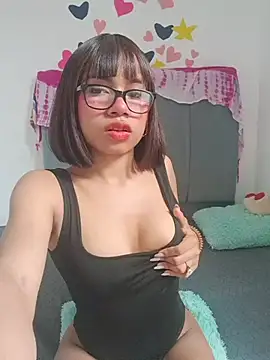 Lucy Em online show from 07/19/26, 01:48