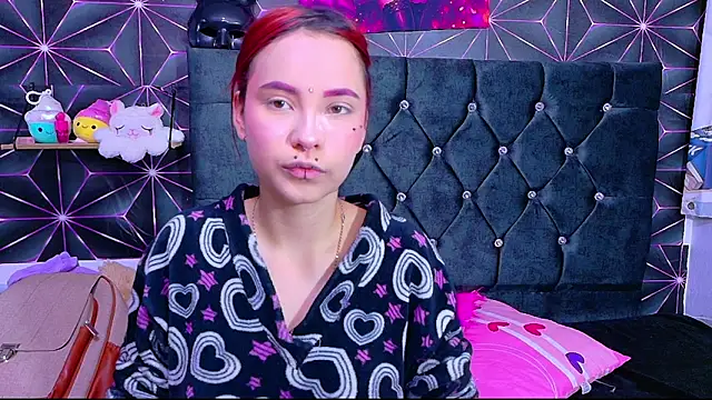 Megam white online show from 07/25/26, 04:48