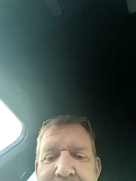 Notiesfuk online show from 06/17/26, 08:32