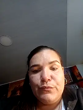 Snapshot of Zuleyka_69 chatting on 03/28/26, 03:17 Zuleyka 69 online show from 03/28/26, 03:17