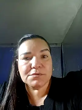 Snapshot of Zuleyka_69 chatting on 04/22/26, 09:05 Zuleyka 69 online show from 04/22/26, 09:05