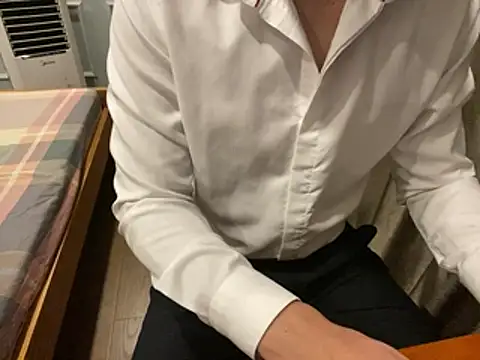 17Komodo online show from 08/01/26, 05:23