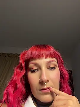 Amelie-RedHoney online show from 07/28/26, 11:04