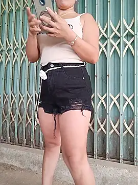 Snapshot of sena_baby chatting on 06/07/26, 12:15 sena baby online show from 06/07/26, 12:15