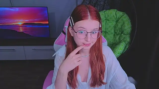 aviaveavii online show from 07/29/26, 05:11