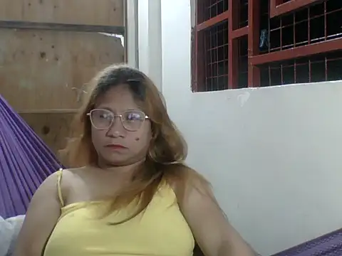 PinayChristine online show from 07/13/26, 03:26