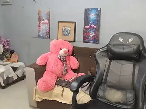 Snapshot of fuckercumm chatting on 06/13/26, 12:19 fuckercumm online show from 06/13/26, 12:19