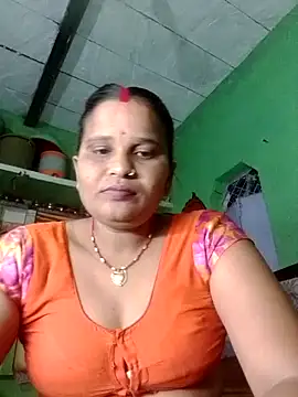 Snapshot of Shivani09900 chatting on 05/26/26, 07:54 Shivani09900 online show from 05/26/26, 07:54