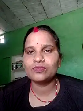Snapshot of Shivani09900 chatting on 06/11/26, 06:00 Shivani09900 online show from 06/11/26, 06:00