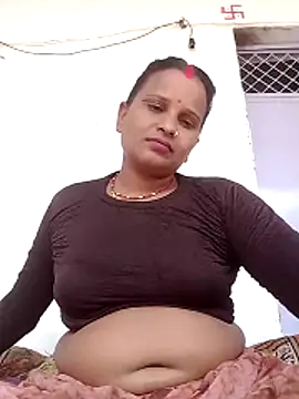 Shivani09900 online show from 06/29/26, 04:30
