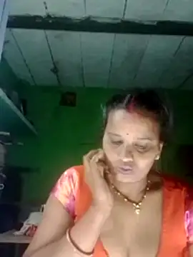 Shivani09900 online show from 07/20/26, 07:49